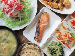 腸内環境改善の食事と腸内環境正常化を期待できる日本の食事